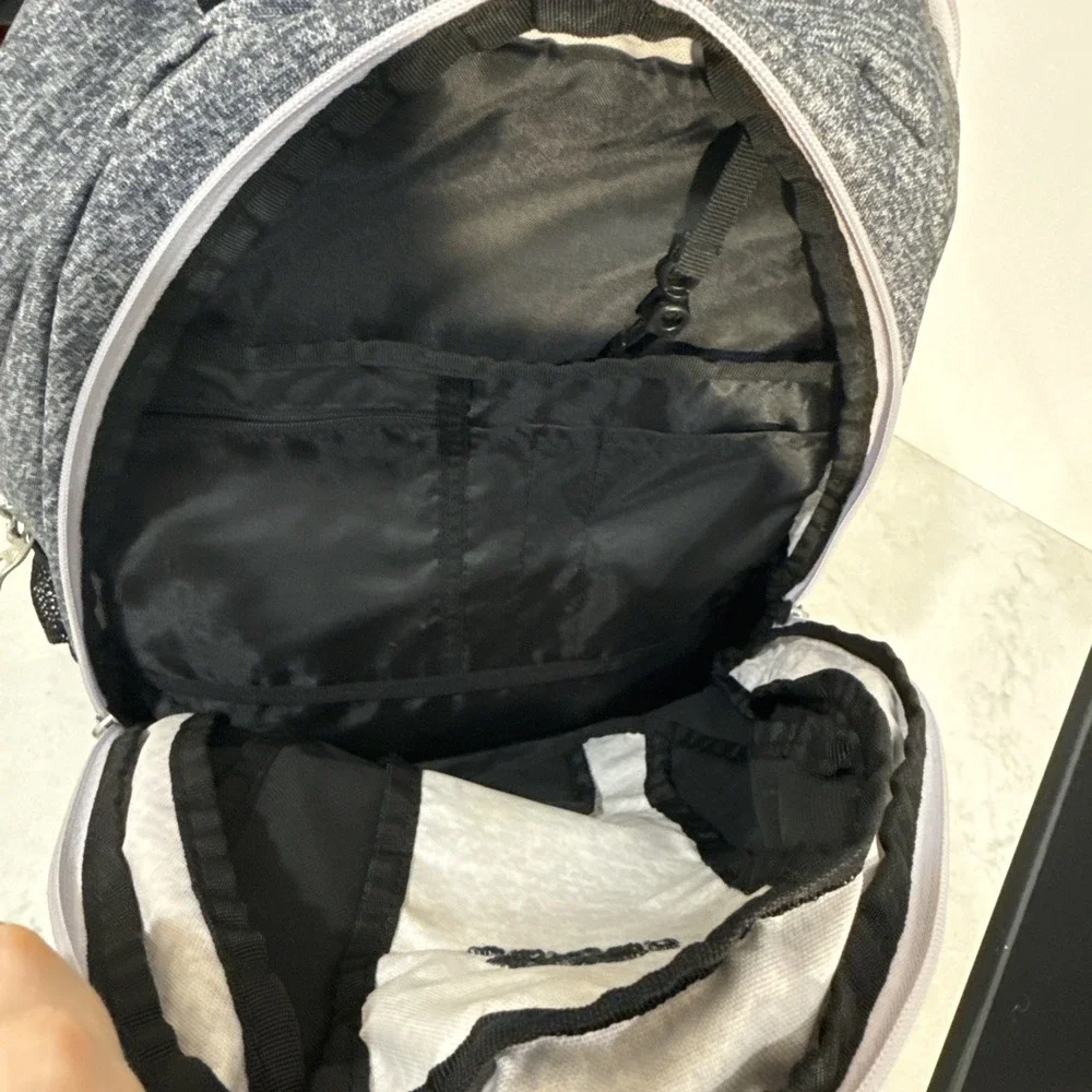 adidas Heathered Gray/Black Backpack Zip Closure Padded Adjustable Straps